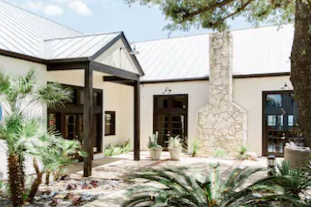 Hillside Boutique Hotel Castroville Екстер'єр фото