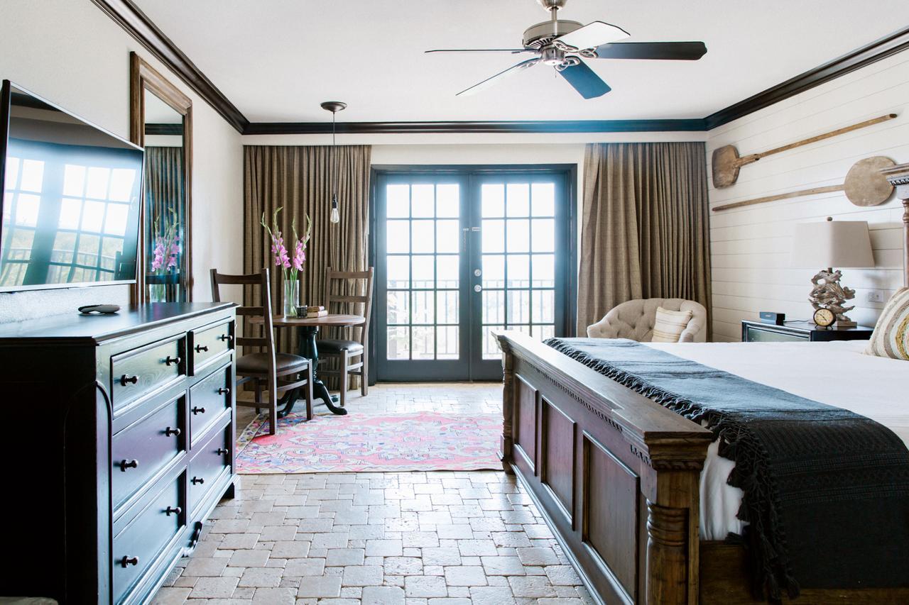 Hillside Boutique Hotel Castroville Екстер'єр фото