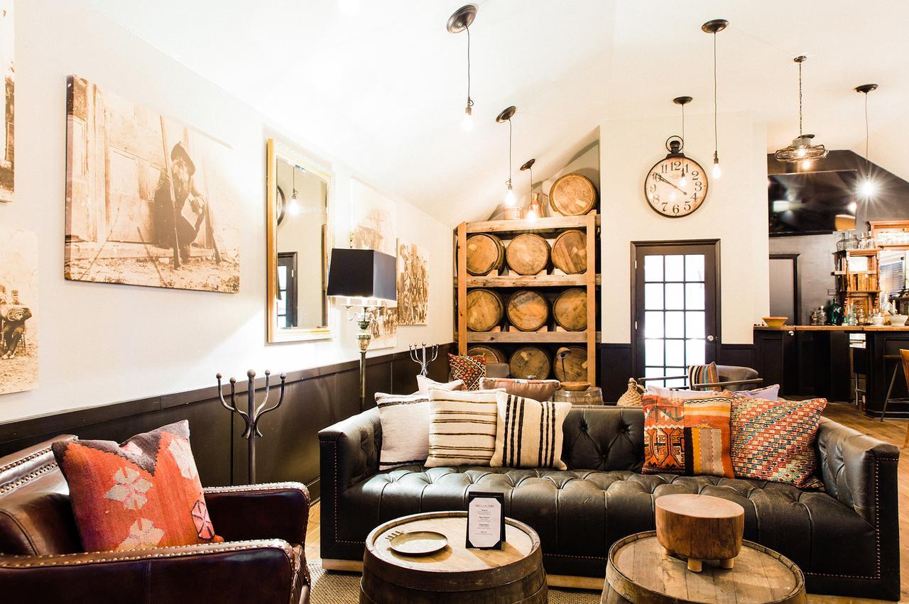 Hillside Boutique Hotel Castroville Екстер'єр фото